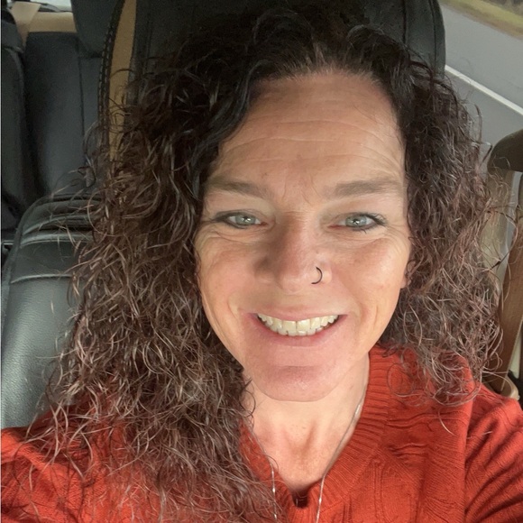 Meet your Posher, Jenny - Picture 1 of 1